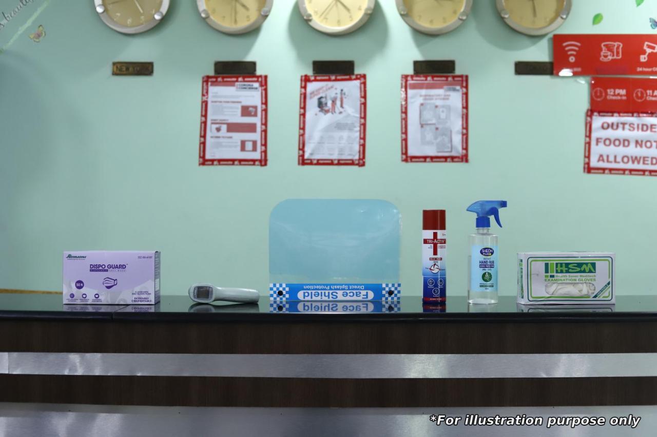 Oyo 13668 Hotel Utsav Vadodara Ngoại thất bức ảnh